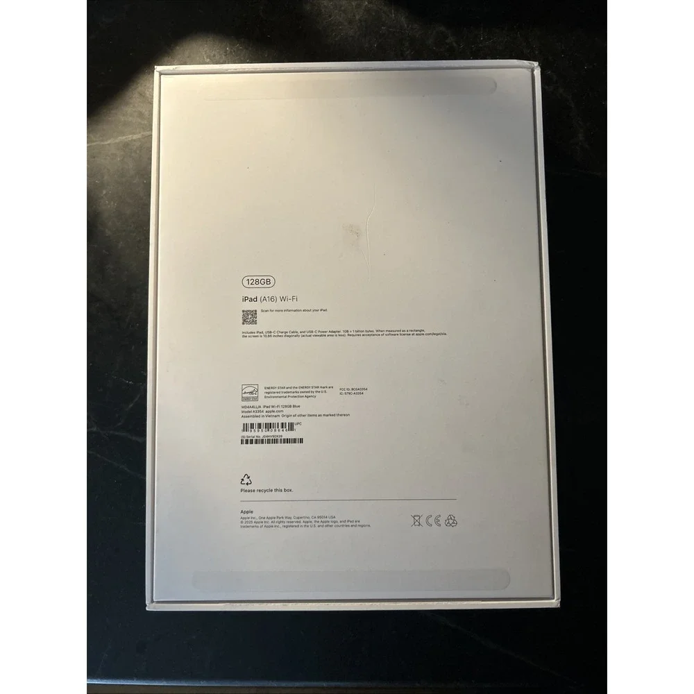 iPad 11th generation Silver 128 GB A3355 (A16)‎ Wifi Cellular Empty Box Only